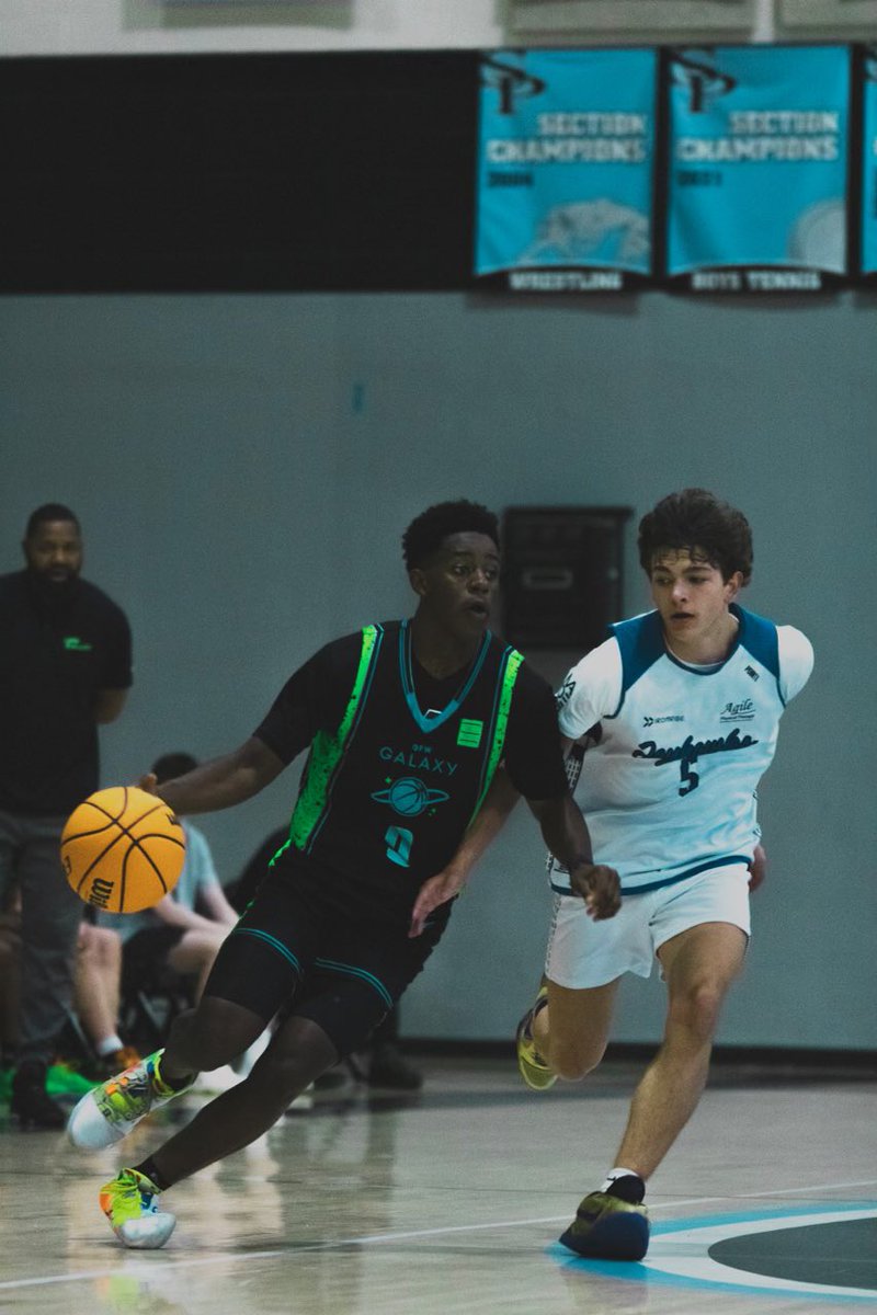 🏀