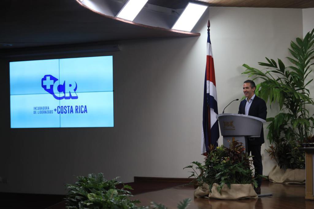 ¿Qué pasaría si el extraordinario potencial humano que existe en América Latina y en Costa Rica se inspirara y empoderara para hacer la diferencia a través de la política?
Con mucho orgullo e ilusión hoy lanzamos la <a href="/incubadora/">Personates</a> +Costa Rica 🇨🇷 #mascr #democracia #incubadora