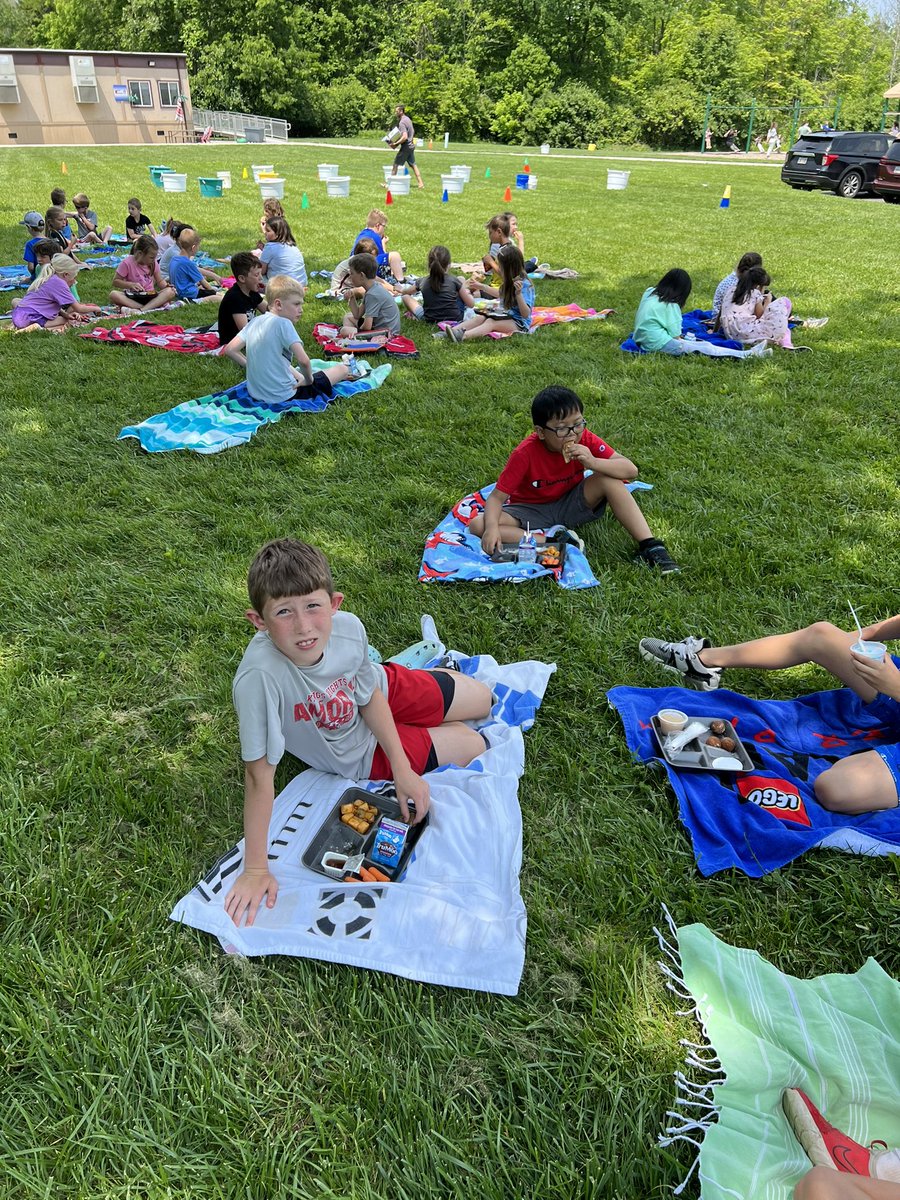 Mrs. Thomas's Tweets tweet media