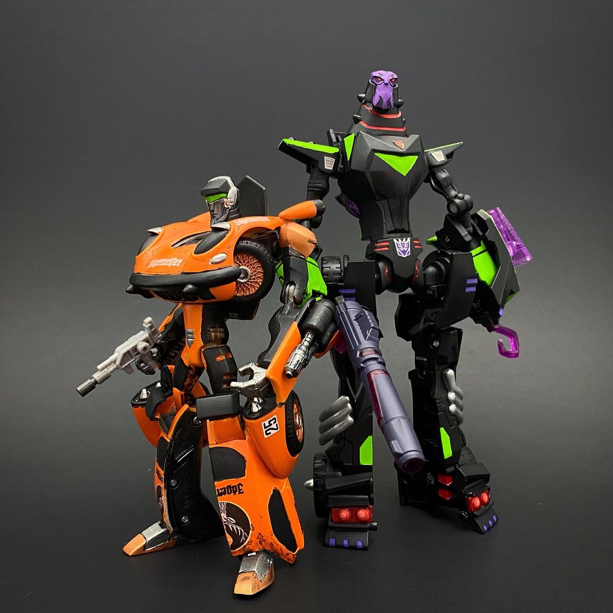 deliciouspeter's tweet photo. Speed Stars
#TransformersAnimated 
#transformerscustoms 
#velocitron https://t.co/pQWudeBisI