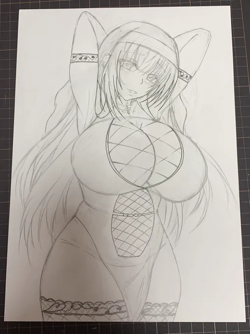 出勤前にお絵描きしてました。下書きこれで完全に完成にしますです。網目とかちょっと書き込みと食い込みを表現しました。