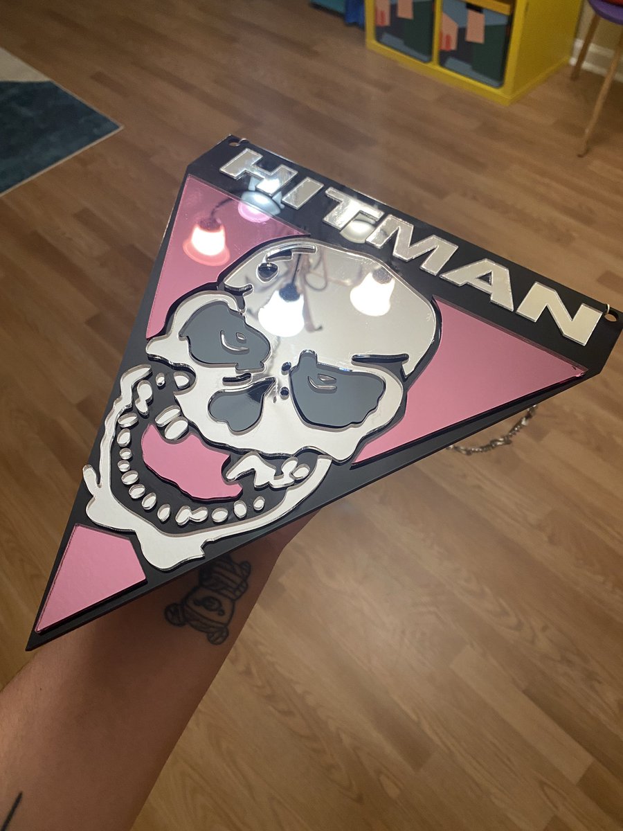 Mik Knacks! on Twitter "💗HITMAN MIRROR 💗 That’s the last of the wall