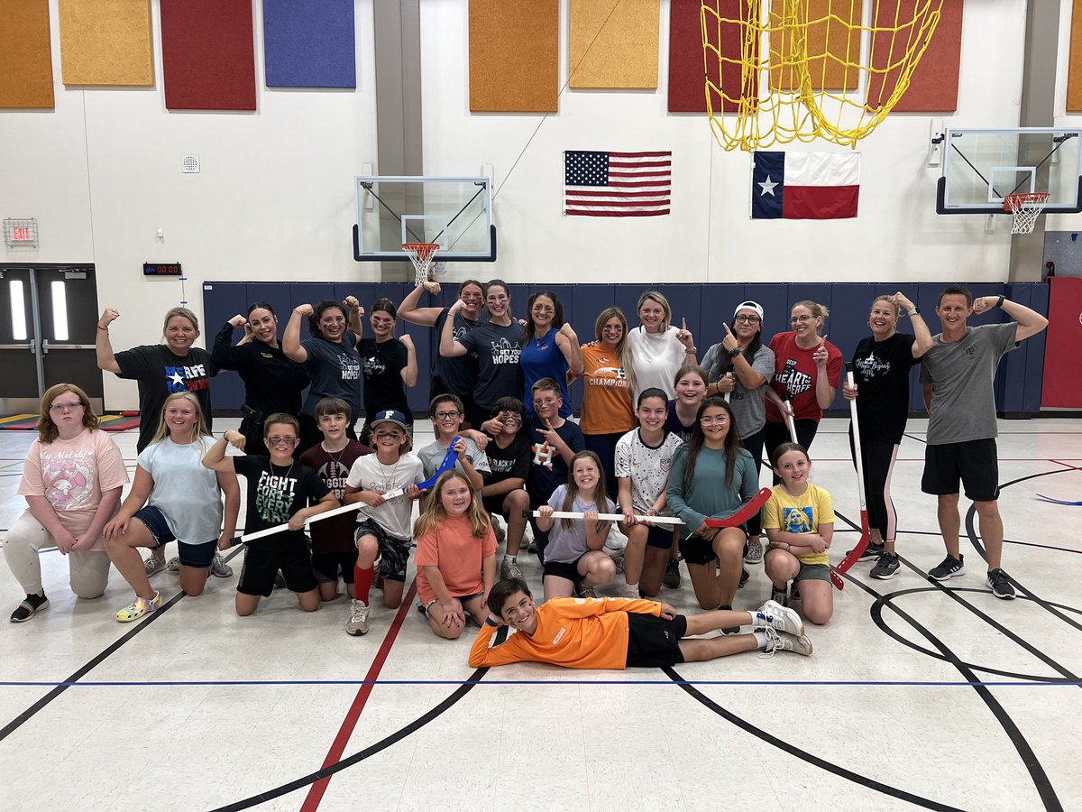 HerffES's tweet image. Nest Fest this morning and a Staff vs. 5th Grade Hockey game this afternoon, we are making every last moment count! #almostsummer #makingmemoriestogether