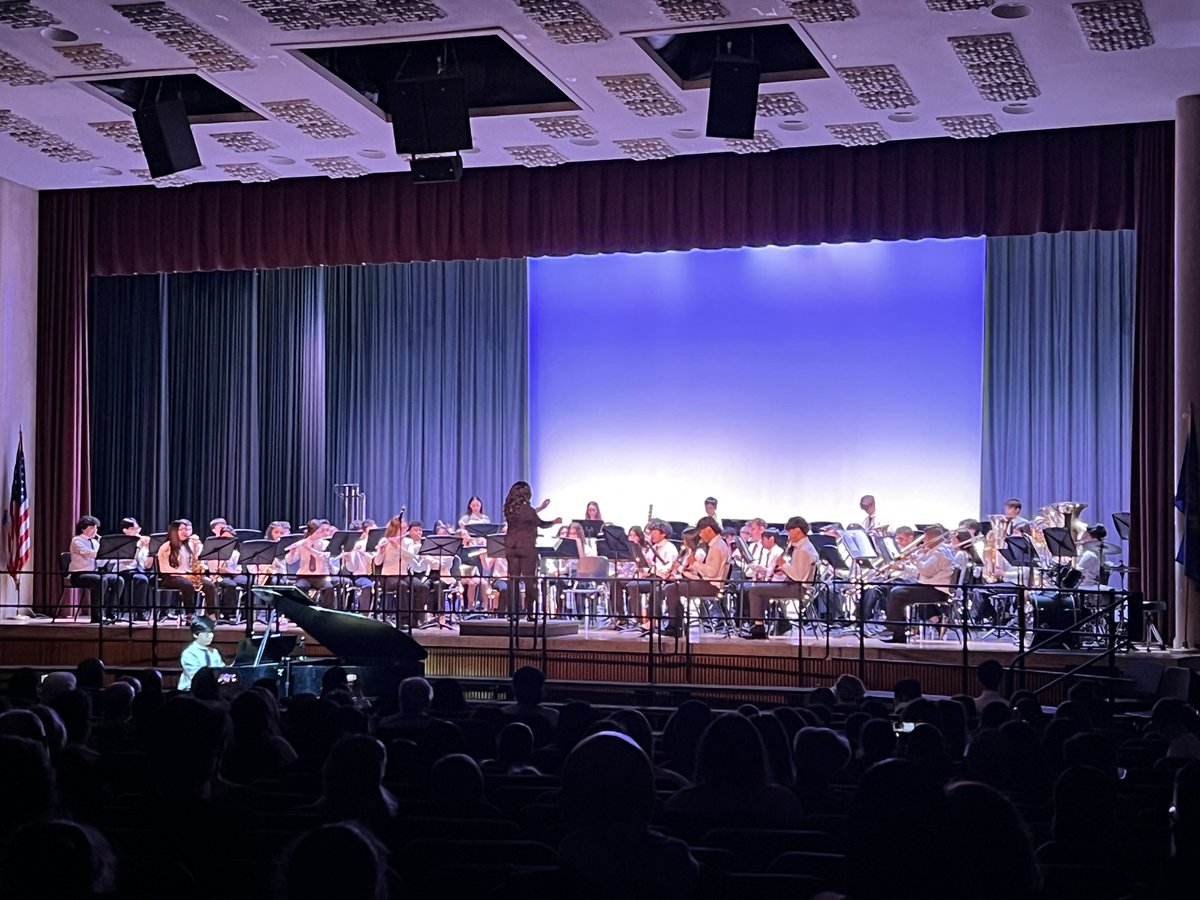 East Meadow Arts tweet media