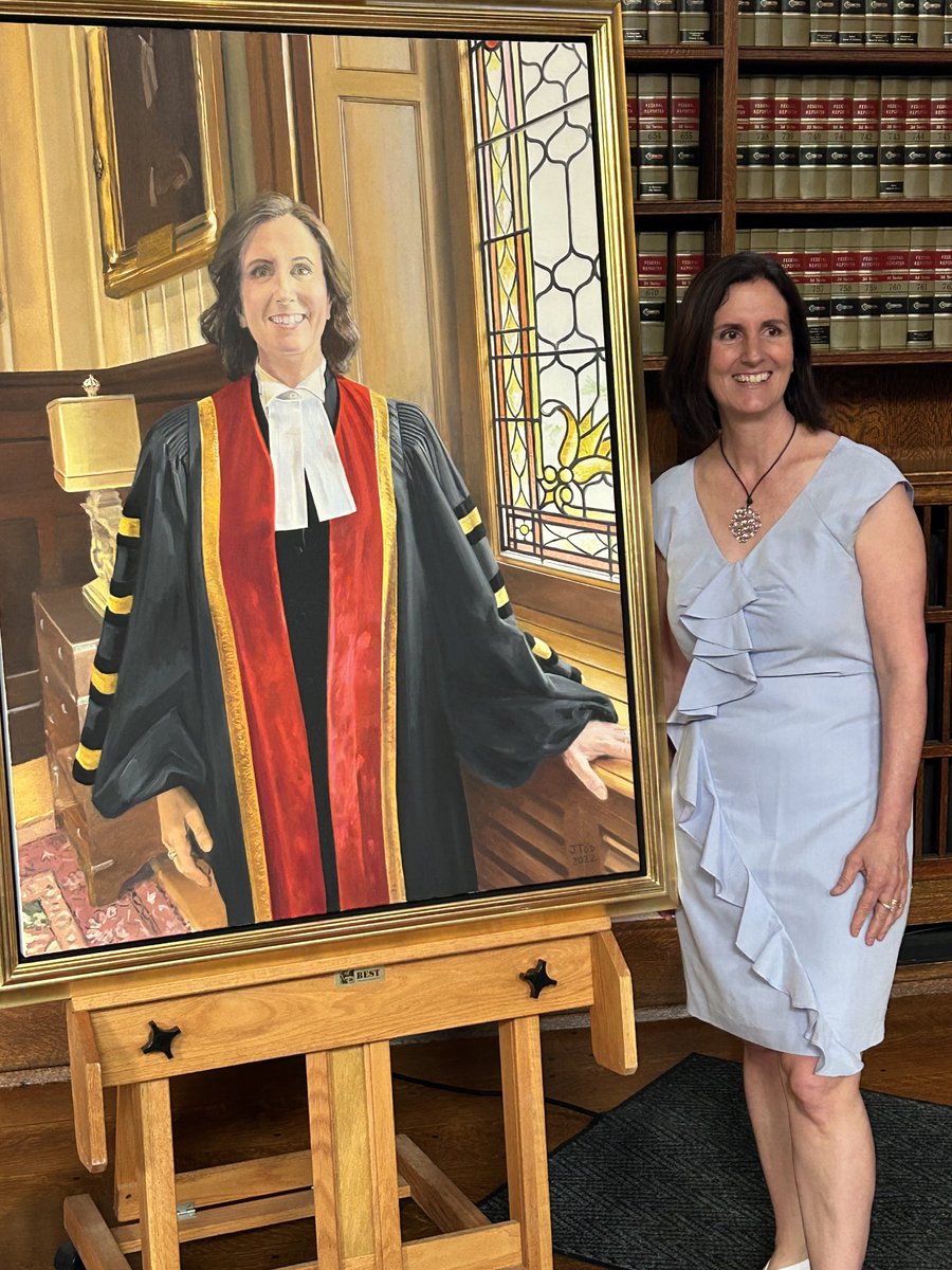 Unveiling the portrait of the lovely Teresa Donnelly ⁦<a href="/LawSocietyLSO/">Law Society of Ontario</a>⁩