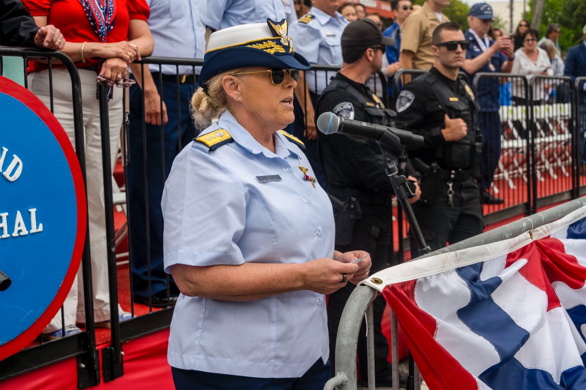 We had the distinct honor of having Rear Adm. Carola List, Assistant Commandant for Engineering &amp; Logistics (CG-4), U.S. Coast Guard, as the Grand Marshal at the Torrance Armed Forces Day Parade! 📷We salute RADM List for her tireless service and leading the parade. @TorranceCA https://t.co/jqEYF094ie