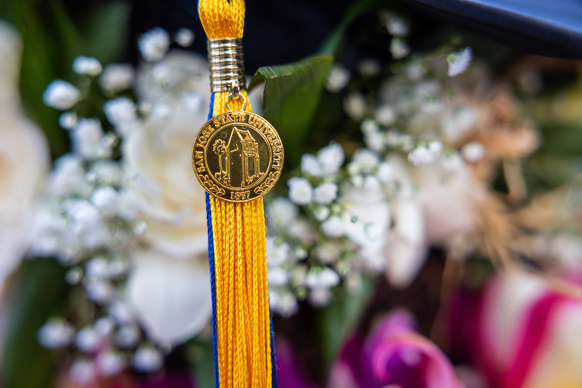sjsubusiness's tweet image. Parents, family and friends, join the Spring 2023 in-person commencement events live from your home to celebrate our spring #sjsubusiness graduates. 🎓 

Follow the links in the thread below for more info! #sjsugrad #sjsu23 @SJSU