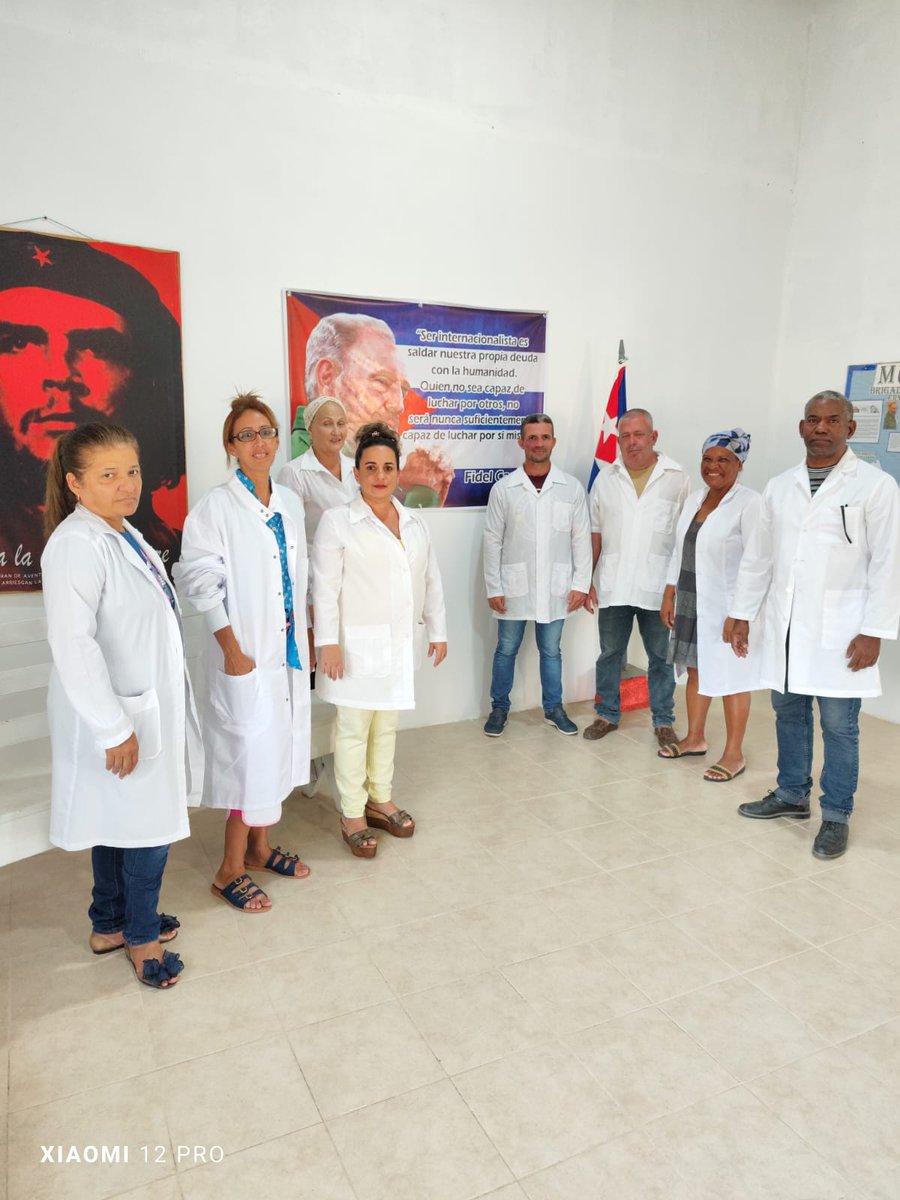 Conmemoran los colaboradores de la BMC Poptun,Guatemala el 60 Aniversario de la Colaboración Medica Cubana 
Felicitaciones a todos los colaboradores cubanos 
#60AniversarioColaboraciónMédica 
#CubaCoopera 
<a href="/BMC_GUATEMALA/">Coordinación nacional BMC en GUATEMALA</a> 
<a href="/MarihetaR/">Mariheta Cutiño Rodriguez</a>