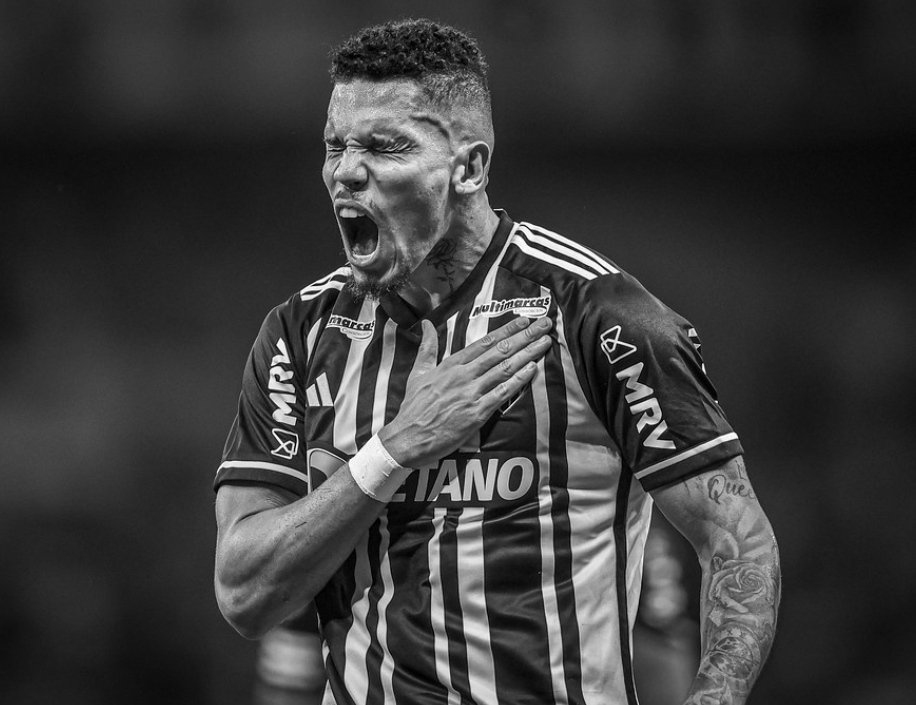 AceVenturaGalo's tweet photo. Se você solta a mão do time porque começou um jogo perdendo, VOCÊ NÃO É ATLÉTICO!

AQUI É GALOOO CARALHO!!!!!!! 

VAMOOOOOO https://t.co/ynFlK6eGZ7