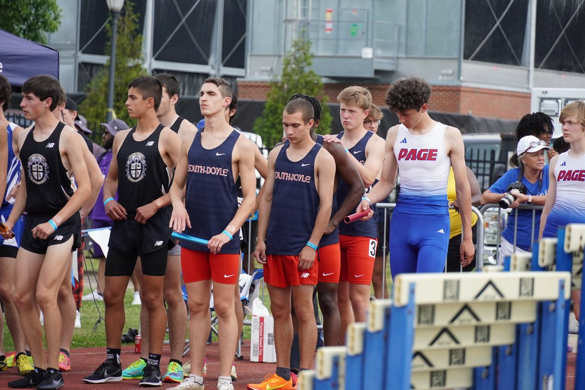southdoyletrack's tweet photo. So proud of this 4x800 team finishing 3rd at state with a season best 8:16 https://t.co/w5dDLnUwpB