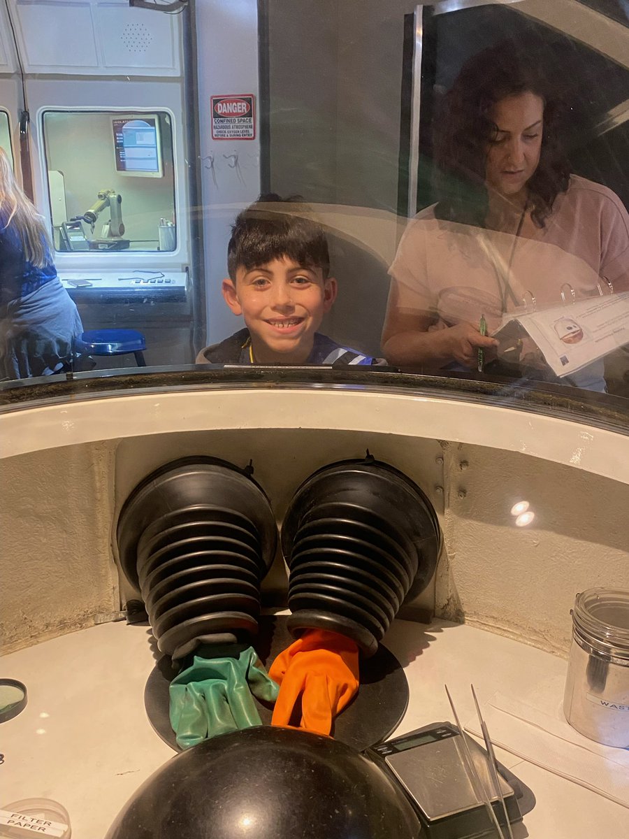 Hilary Veth Quinn tweet media