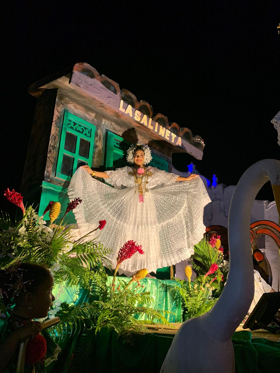callearribanat's tweet photo. Alegres salimos a celebrar los 501 años de fundación de nuestro pueblo el pasado domingo 21 de mayo. 
Agradecemos a cada persona que hicieron de esta salida un éxito total, nuestros abanderados la Srta Liseth  Otero y su grupo de apoyo "La Gavilla".
#vivaNatá #VivaCalleArriba https://t.co/K5gbeo6Aty
