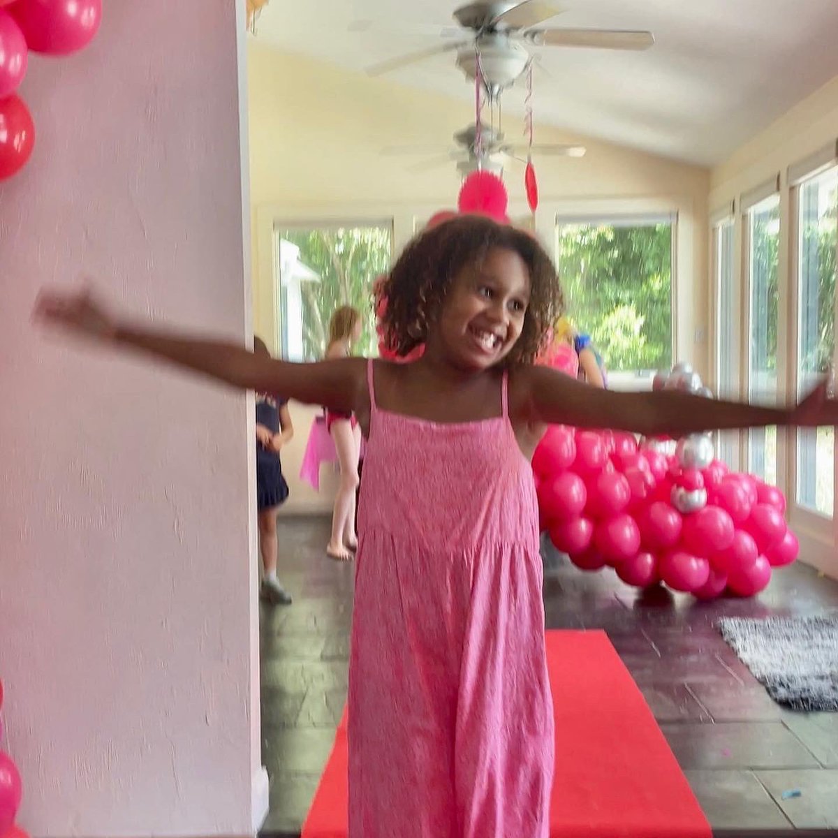 Alex_Meacham's tweet photo. Happy 9th bday to my beautiful niece, Moriah Joy! 🎂 #MoneyMo https://t.co/J6mjoDfly8