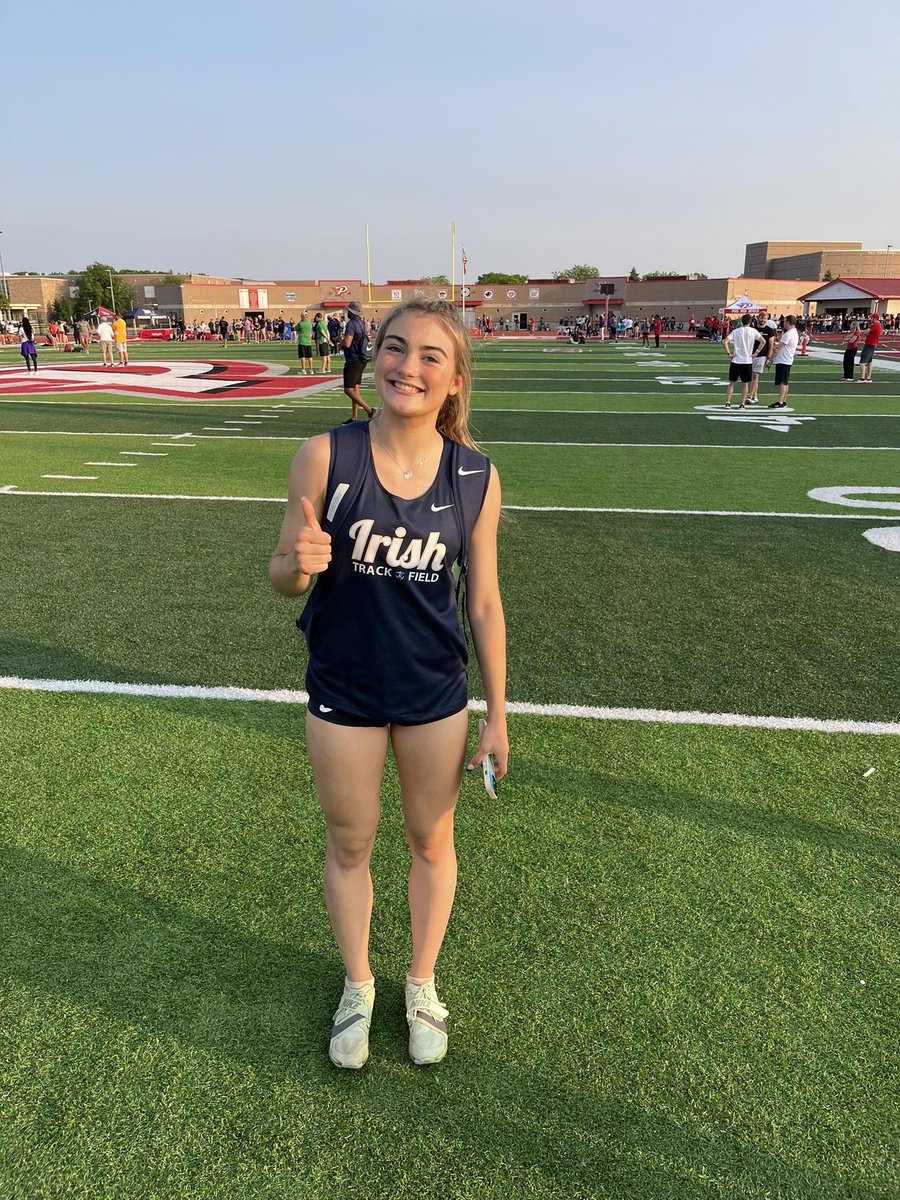 🚨🚨 STATE BOUND! 🚨🚨

Karsyn places 3rd with a PR jump of 17’ 9.75” and is heading to state next week!
☘️💨