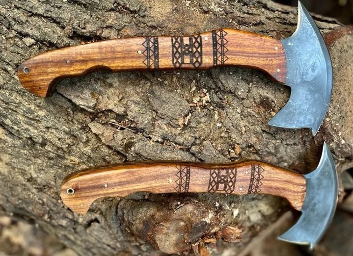 knife_craft's tweet photo. Beautiful axe 🪓🪓
For order inbox us 🔪🔪
#knife #axe https://t.co/tFBTRRB4GX