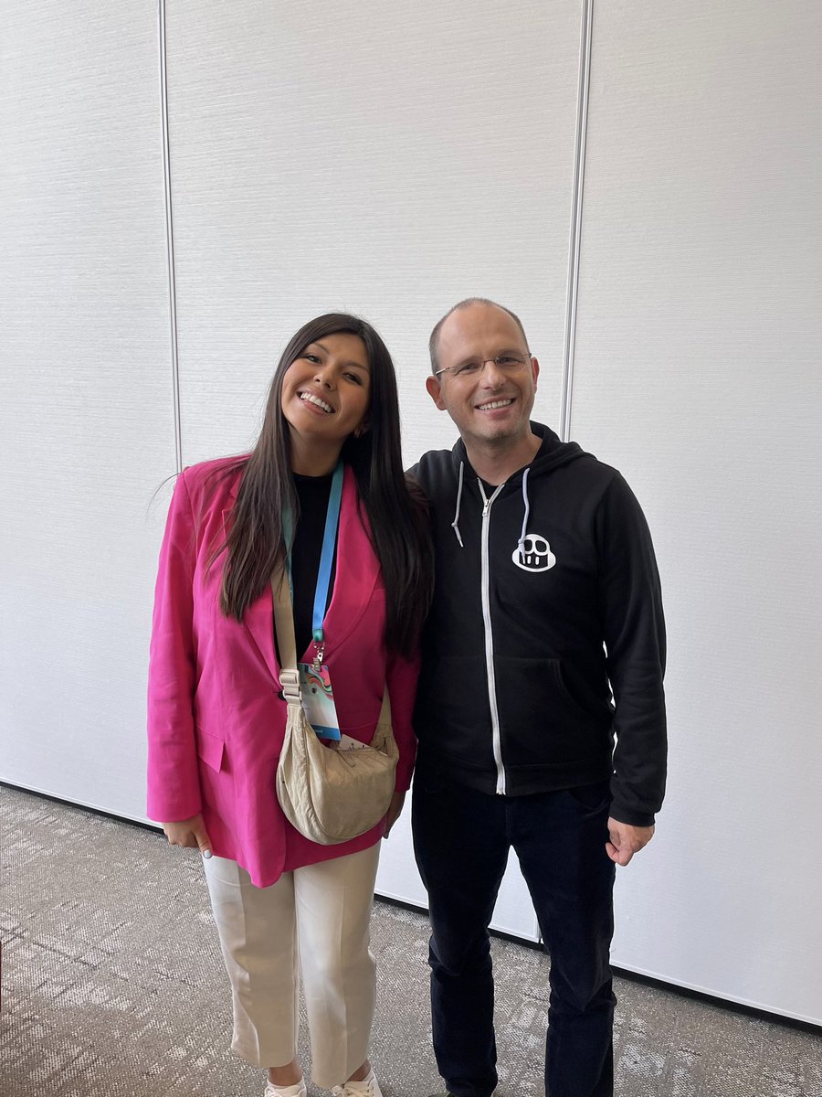 valdotjava's tweet image. Hey it’s just me and GitHub CEO Thomas Dohmke! Me and other Techtokers got the privilege to have a Q&amp;amp;A session with him 😁😁 #MicrosoftBuild2023