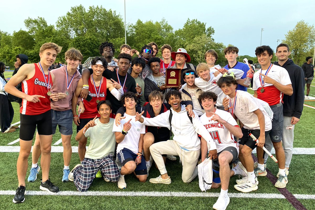 EricsonSports's tweet image. Greenwich wins FCIAC boys track title #cttrack