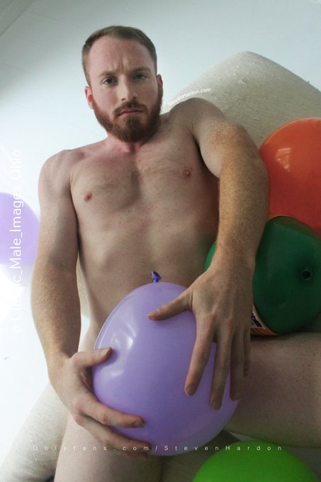 Party time!  https://t.co/Fv2veyD6Lk https://t.co/kVWbl7Jn1B  Img @BJCook18 https://t.co/EAv5xpthKh