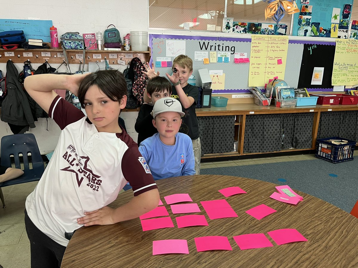 Broughton3rd4th's tweet photo. 3/4 wrapped up our social justice nonfiction unit with Nonfiction Text Feature MEMORY!

#LiteracyGames https://t.co/0x5L2ZTebG