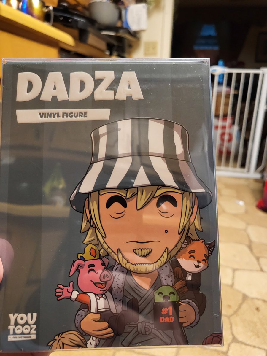 NobodyzHome1221's tweet photo. They're heeeere!!!! ❤️ #dadza #youtooz #technoblade #fundy #wilbursoot #tommyinnit #slimecicle #philza https://t.co/8fZzHy9RhR