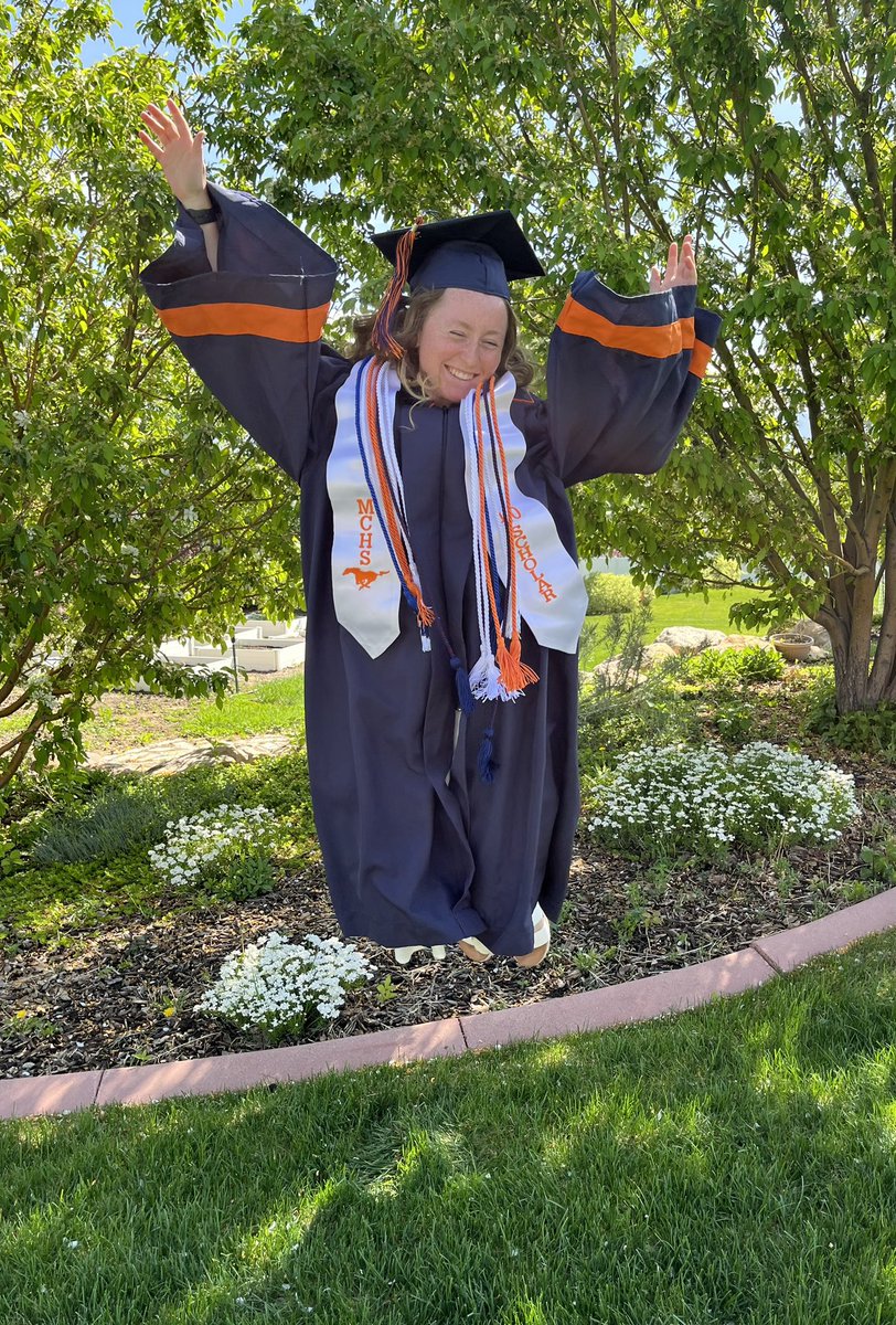 bchambers1's tweet photo. High school graduation today. Three down, one to go! I’m sure proud of #3. And I’m so grateful for #MountainCrest! https://t.co/pIYzgcTLwr