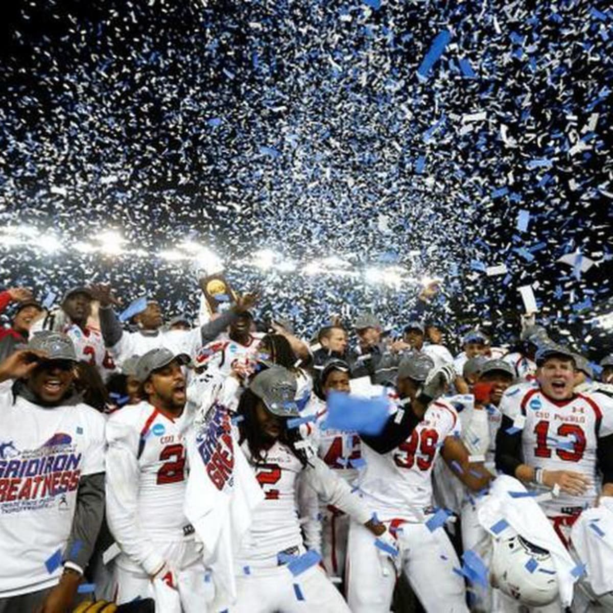 BrendonMcQueen1's tweet photo. #AGTG After a great conversation with @Coach_Guap I am blessed to receive an offer from Colorado State University Pueblo
@coach_fred @CoachDubMaddox @Coach_U13 @scuknowit @CoachReed_ https://t.co/A8dCcyY93Y