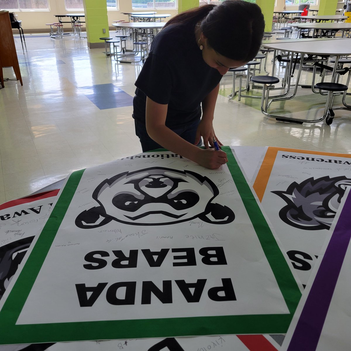 Mzundastood45's tweet photo. Check out our  1st  Class of House Members as they leave their legacy mark at @AntiochMSBears https://t.co/yAlnpzJ3N1