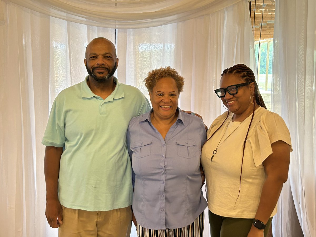 Reidsville Middle (@reidsvillems) on Twitter photo The Raider Nation would like to congratulate Ms. Wendy Wingate on her upcoming retirement. She has given over 21 years of service to <a href="/RCS_NC/">Rockingham County Schools</a> and more than 10 as RMSās Food Service Manager. We will miss you Ms. Wendy. Thank you for all your hard work and dedication. The Raider Nation would like to congratulate Ms. Wendy Wingate on her upcoming retirement. She has given over 21 years of service to <a href="/RCS_NC/">Rockingham County Schools</a> and more than 10 as RMSās Food Service Manager. We will miss you Ms. Wendy. Thank you for all your hard work and dedication.