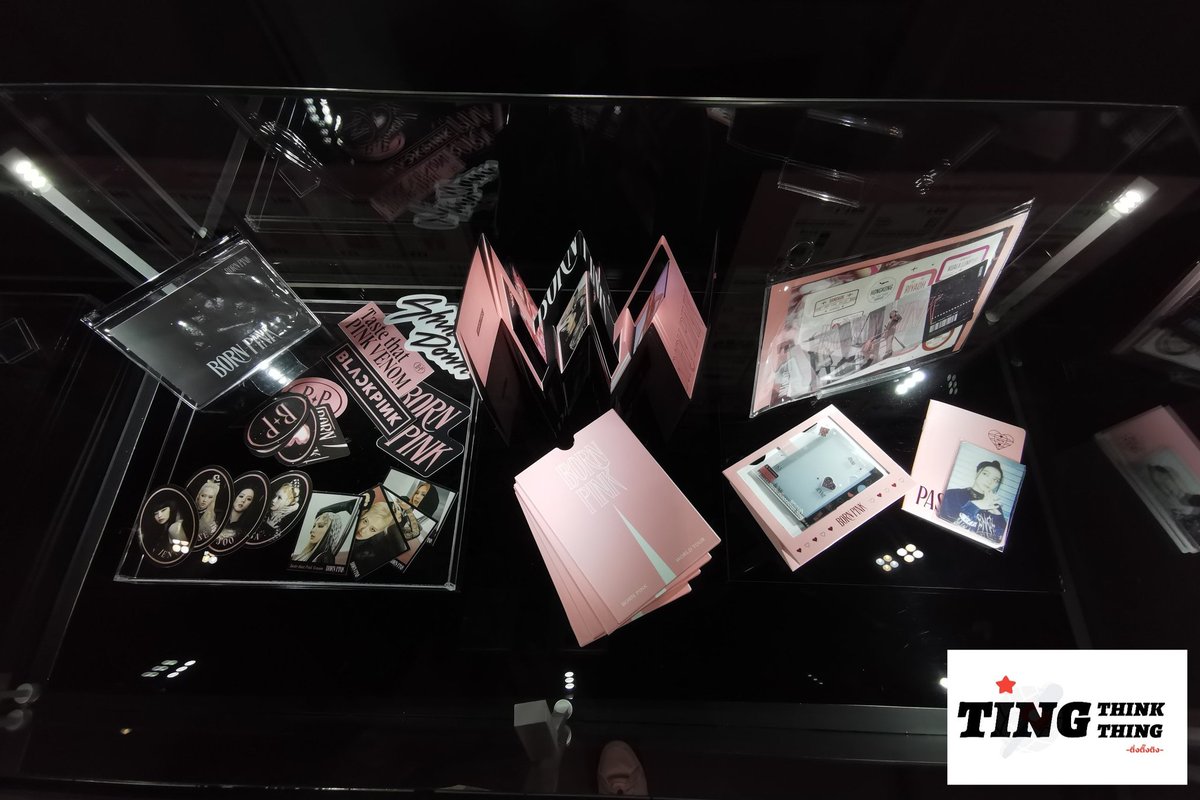 ursneoboyzvlog's tweet image. 𝚈es, las chicos me sacaron de casa a patadas y tuve que buscar un nuevo techo 🏡 por suerte encontre #𝕝uciferᡴꪫ𝚜to͜͡rē⁩ y compre todo para que no me sacaran, ahora no me quiero marchar de #𝔹o͜͡rи·𝙿ink·zøиe⁩ me tratan lindo.

𝚙ån𝕕ora ‧ 📦 ‧  bō𝕩  ◠  #𝕤ick ⋆ 𖦹