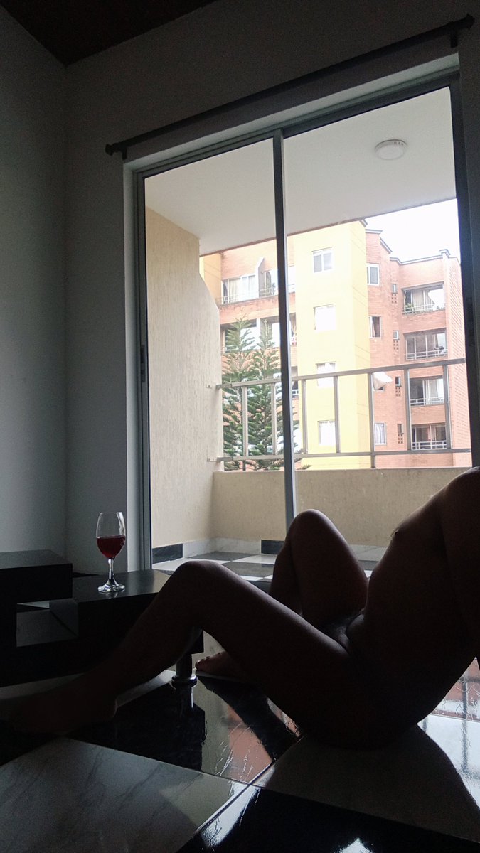KamiiloToWin's tweet photo. Cuando quieres que el vino te haga el amor ! https://t.co/ALJPKizyyI