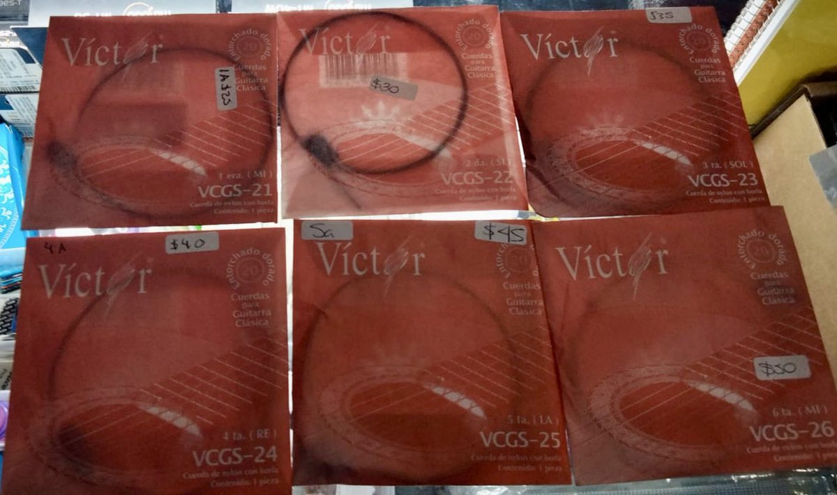 AMasterrr's tweet photo. “Víctor” es una marca mexicana con más de 50 años de experiencia ofreciendo cuerdas de muy alta calidad y resistencia a un precio bastante accesible.  En @amasterrr las tenemos disponibles en paquete o sueltas. 

📌 Consulta precio y disponibilidad https://t.co/bfdgWWcEoQ