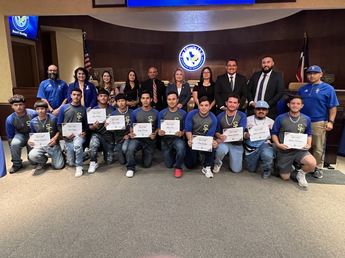 The <a href="/SanEliBaseball/">SEHS Eagles Baseball</a> team was also recognized for their fantastic season and for making school history. Congratulations 🎉!! #IAmASanEliChampion