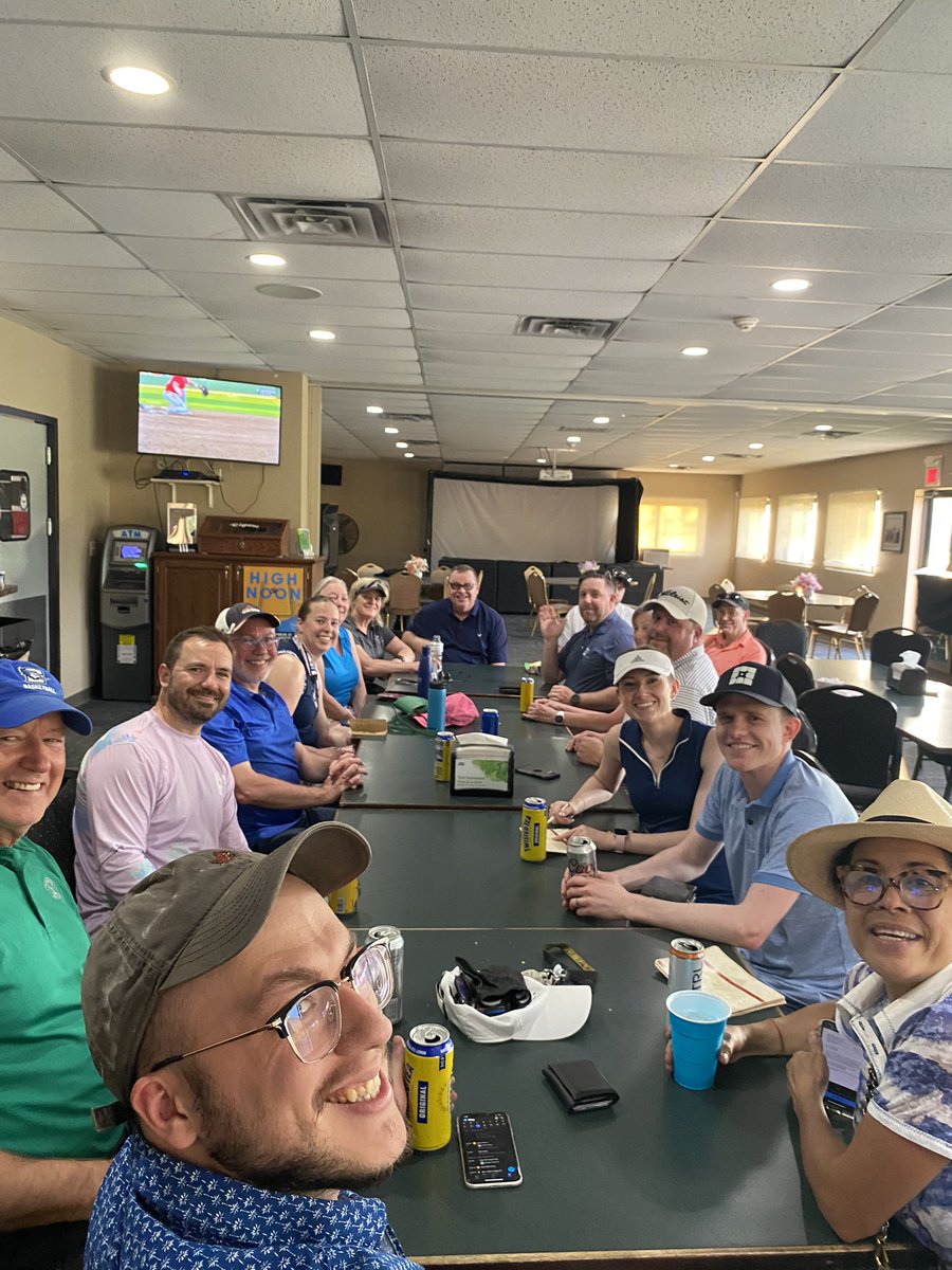 CreightonRec's tweet image. The Faculty/Staff and Friends golf league is off to a GREAT start. We had 23 @creighton colleagues and alumni join us for our weekly outing. 

#gojays #belonging