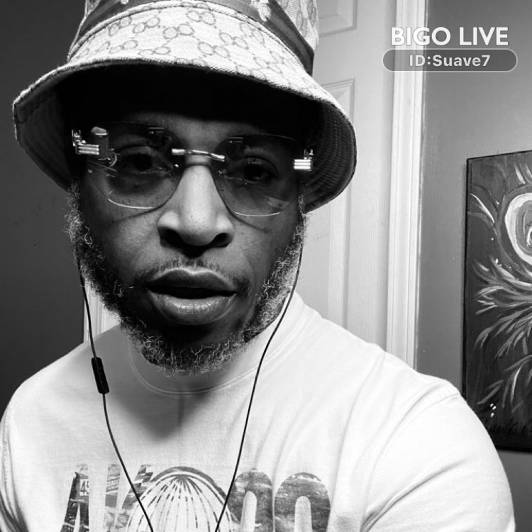 theGodsIsis's tweet photo. Come and see 👑Suavé💎 streaming live on #BIGOLIVE and make new friends! 
https://t.co/tVvP7fD60h https://t.co/uaXpBHDEzP