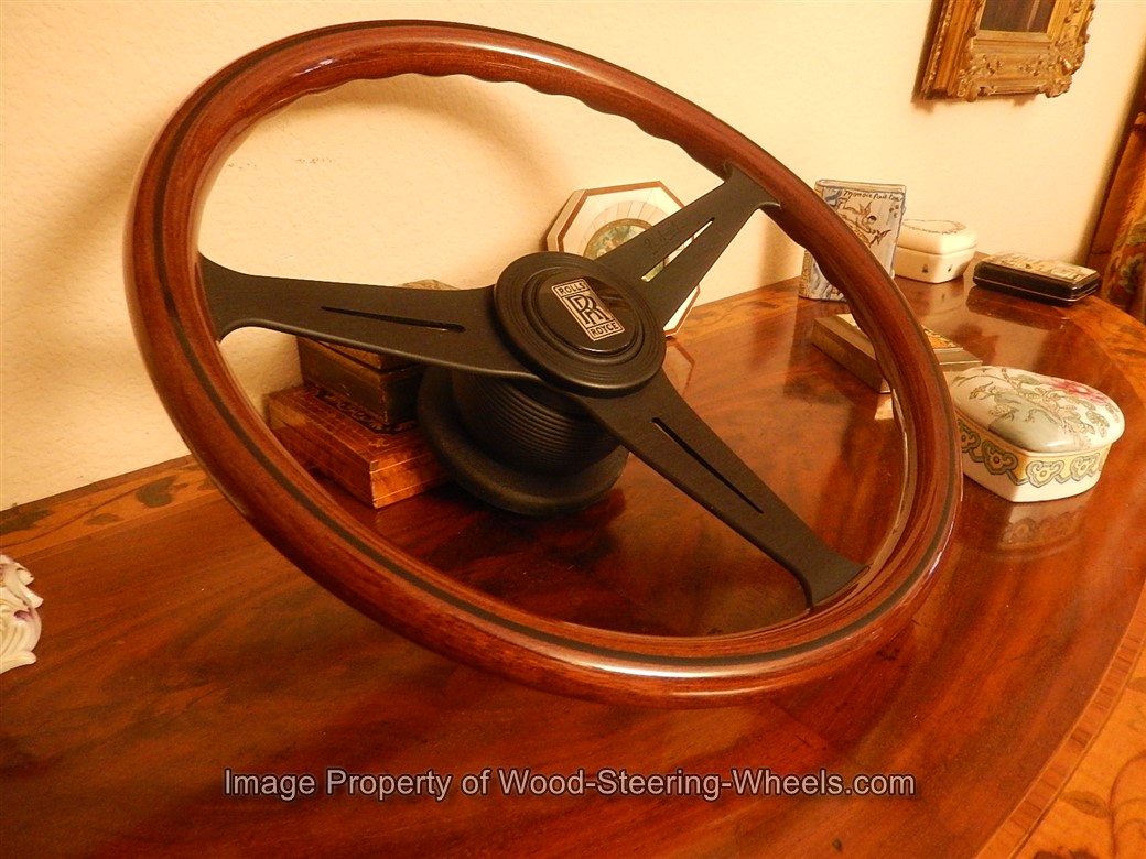 Rolls Royce Corniche I 1971-1985 Wood Steering Wheel D.O.T Approved #RollsRoyce #steeringwheel #LuxuryCar goo.gl/AFyVSf