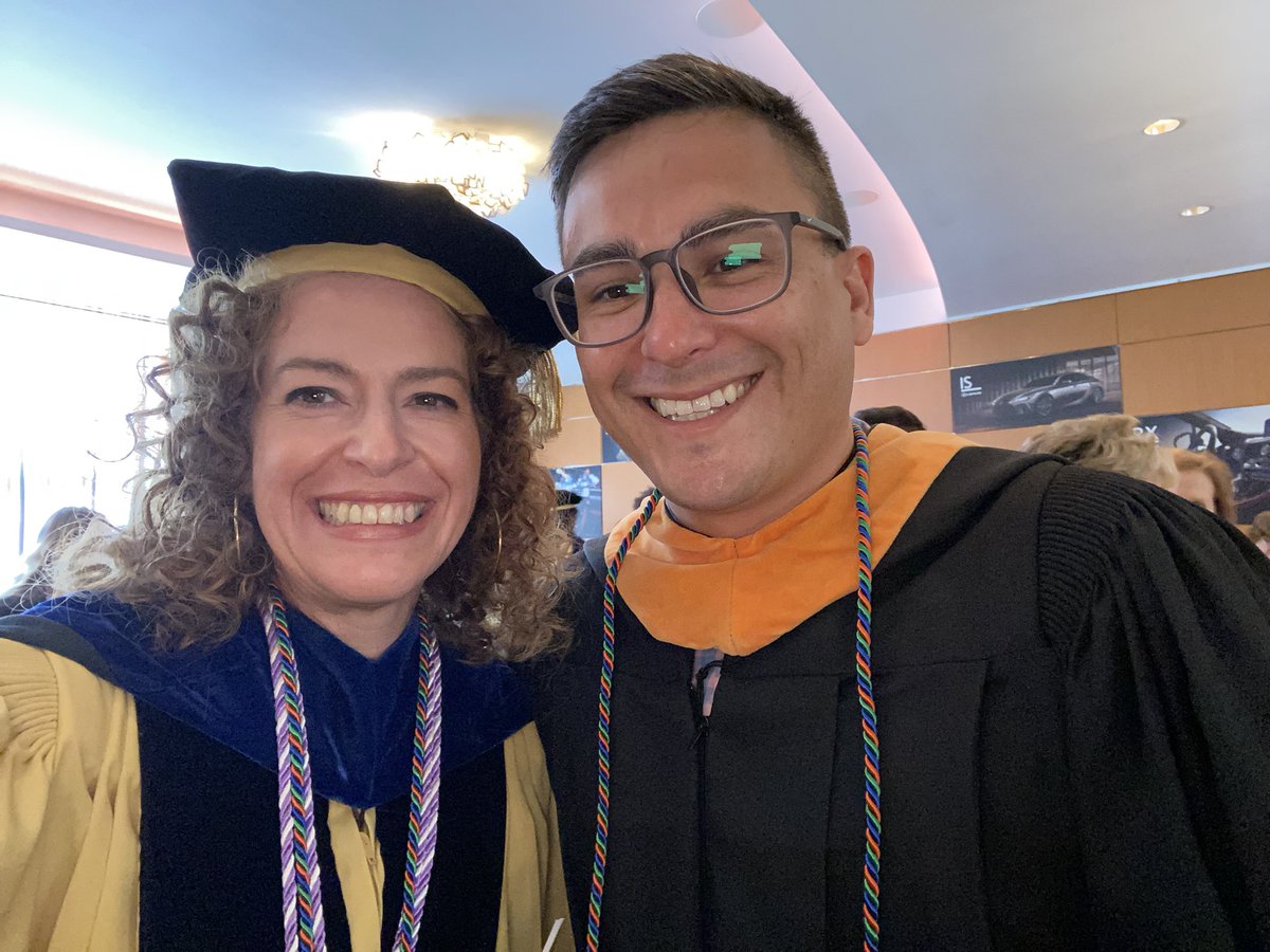 Melissa deCardi Hladek tweet media