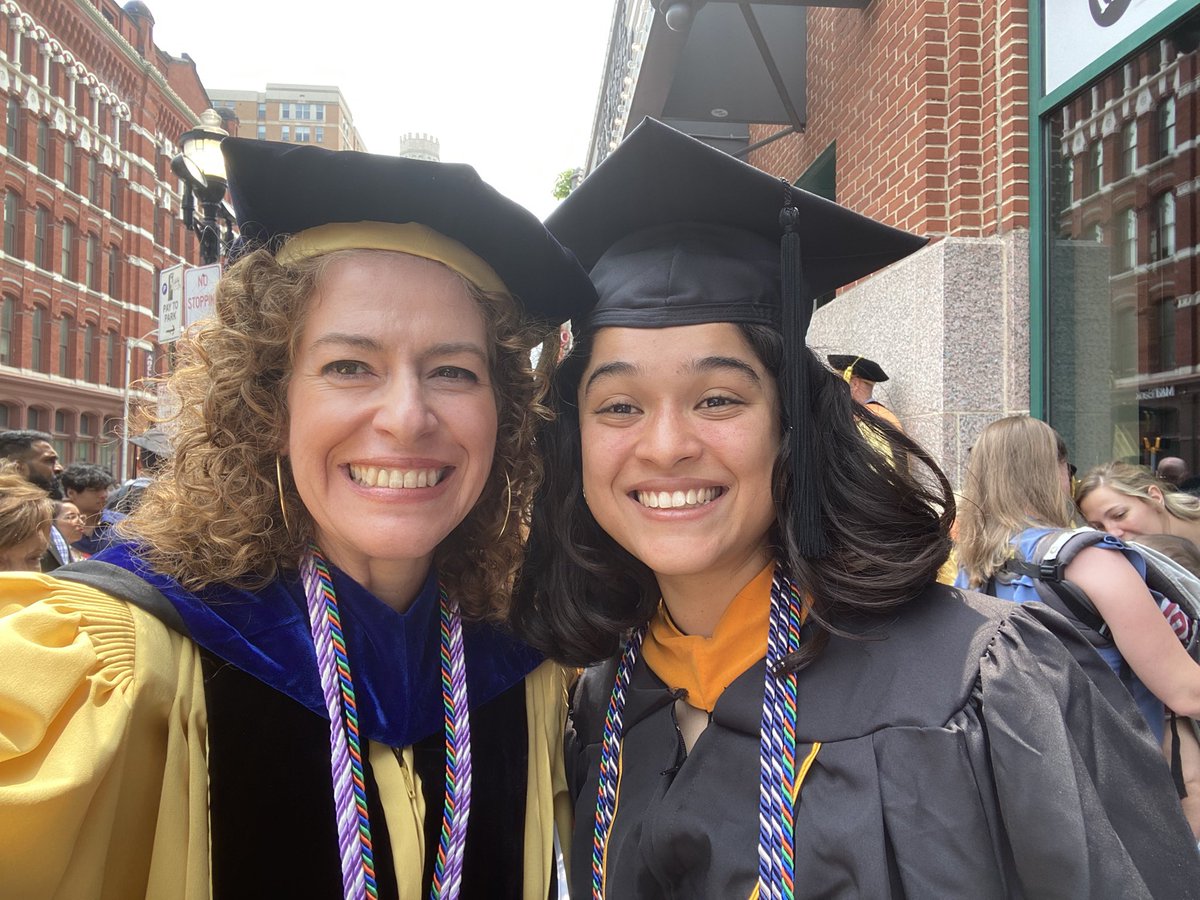 Melissa deCardi Hladek tweet media