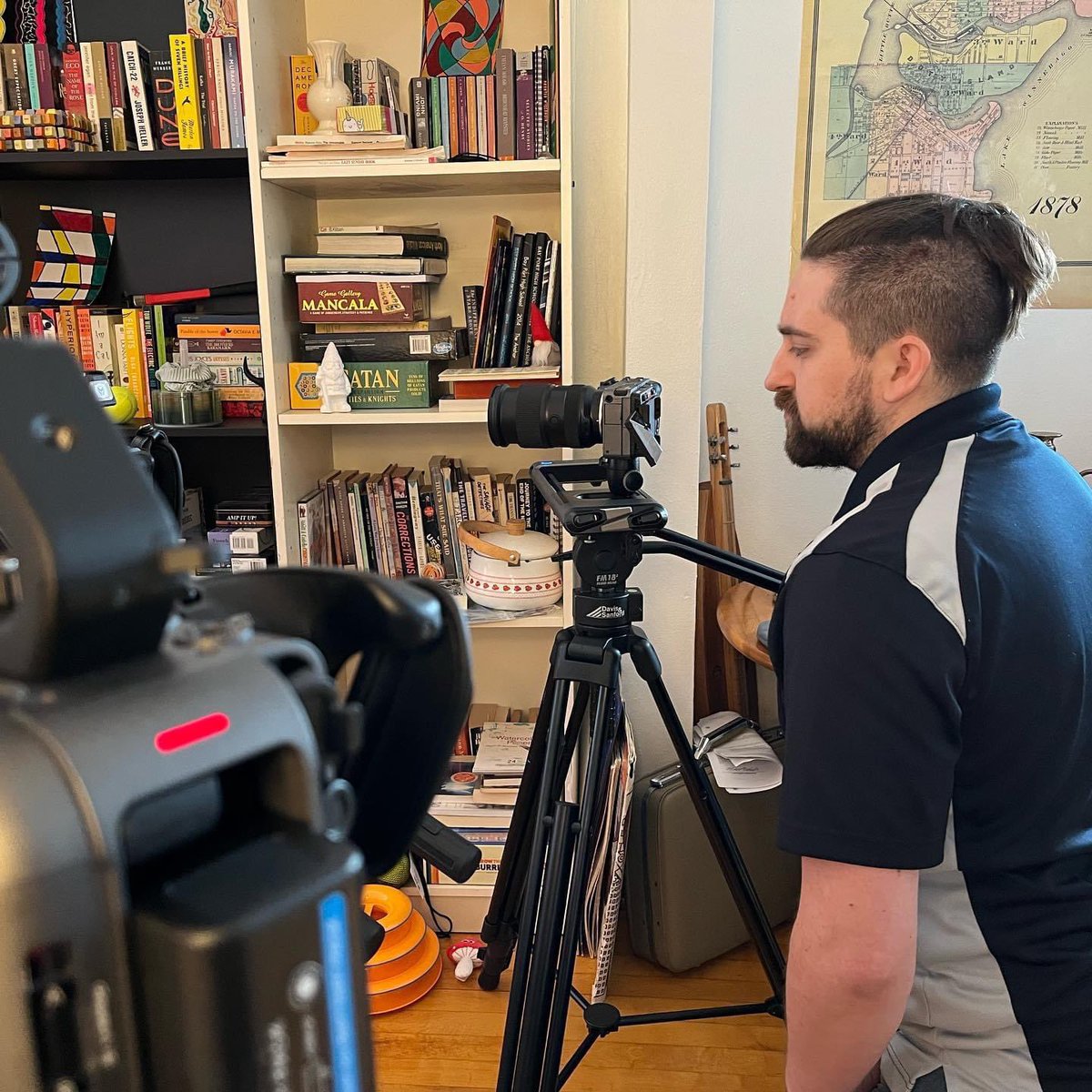 COSFilmsINC's tweet photo. We are getting back into the groove of things as production for “The Next Frame” continues 🎥

We are excited to get the stories of Wisconsin creatives out there! 

#thenextframe #creatives #videoproduction #filmediting #filmmaking #shortfilms #milwaukee #wisconsin https://t.co/3P67Zzp9bu