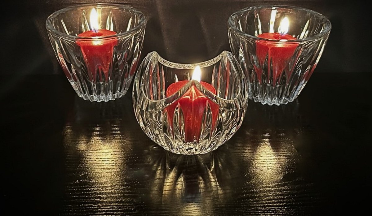 Vintage Mikasa 3 Pc Set Lead Crystal Candle Holders (Discontinued Pierpoint) Single Candle Light Holder and 2 City Style Mikasa etsy.me/3BSRRpx via @Etsy #mikasa #candleholders #leadcrystal #vintagecrystal #crystalglass #crystalglassware #vtrgshop #crystalglass #vintage