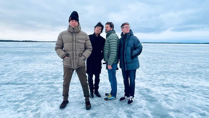 CentralBateman's tweet image. 📸 | Jason Bateman, Will Arnett, Sean Hayes e Sam Jones durante a turnê #SmartLessOnTheRoad.