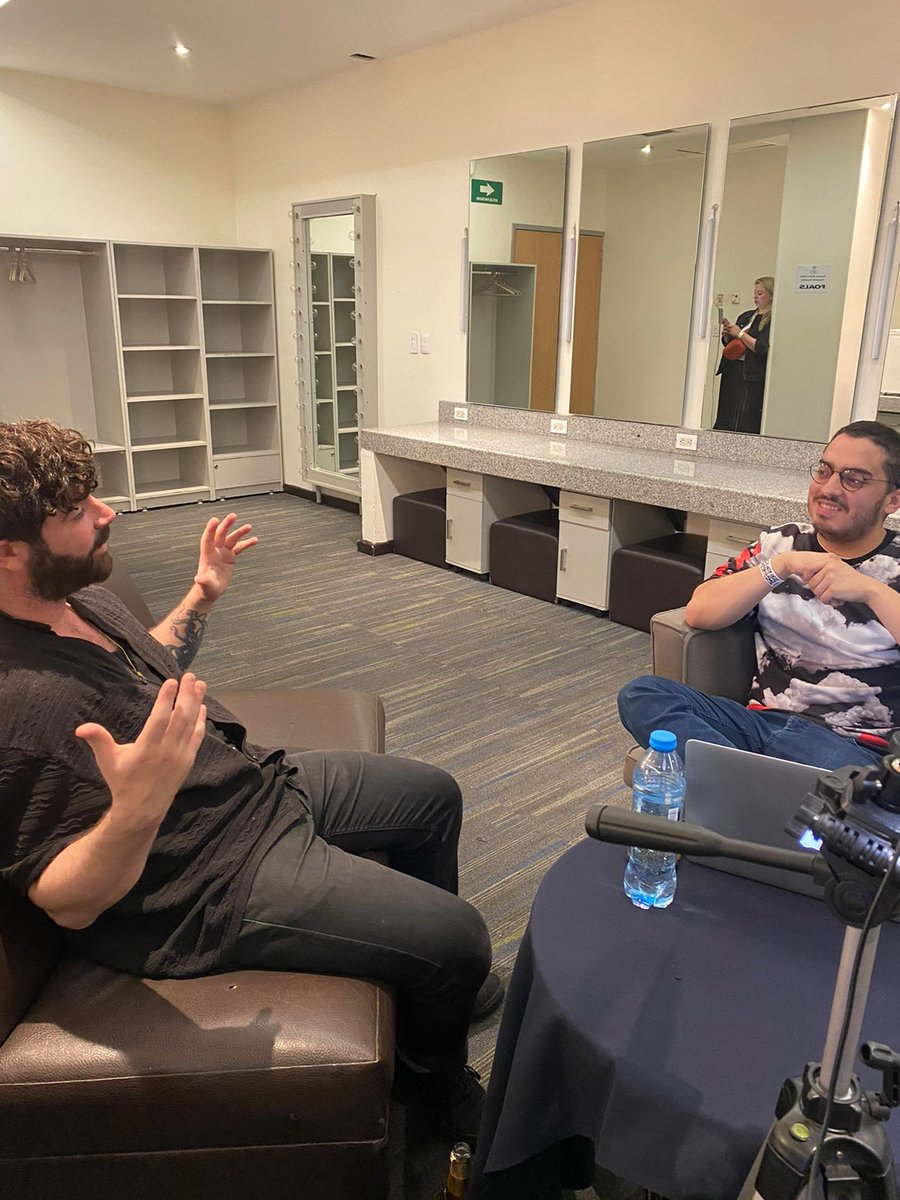 Entrevista: Yannis Philippakis de Foals. 
es.rollingstone.com/pr-yannis-phil…