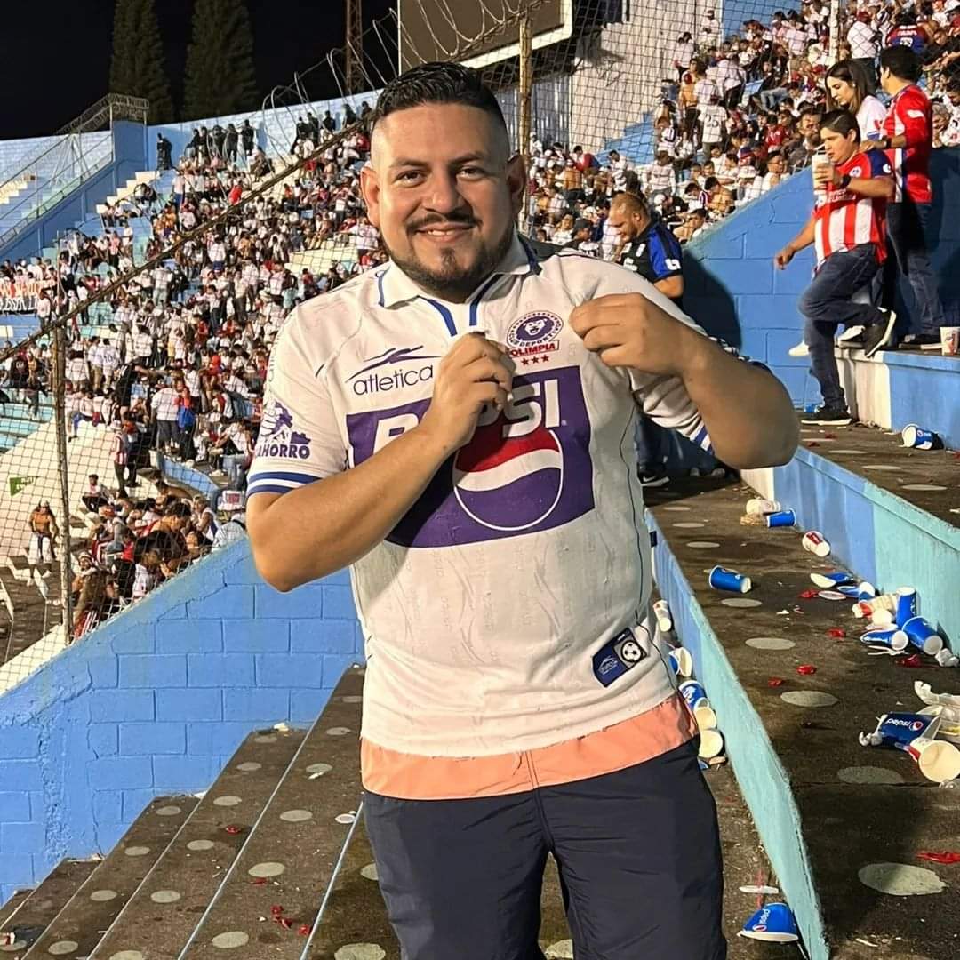 jakin1088's tweet photo. @CDOlimpia @bancatlan #VolvemosAcasa https://t.co/SJHJwGw8HY