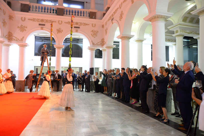 Con motivo de la III Conferencia Internacional de Lenguas Portuguesa y Española, se llevó a cabo un encuentro en la Cancillería Nacional para celebrar los esfuerzos mancomunados en la internacionalización del español, portugués y lenguas autóctonas.

➡️rb.gy/29nsu