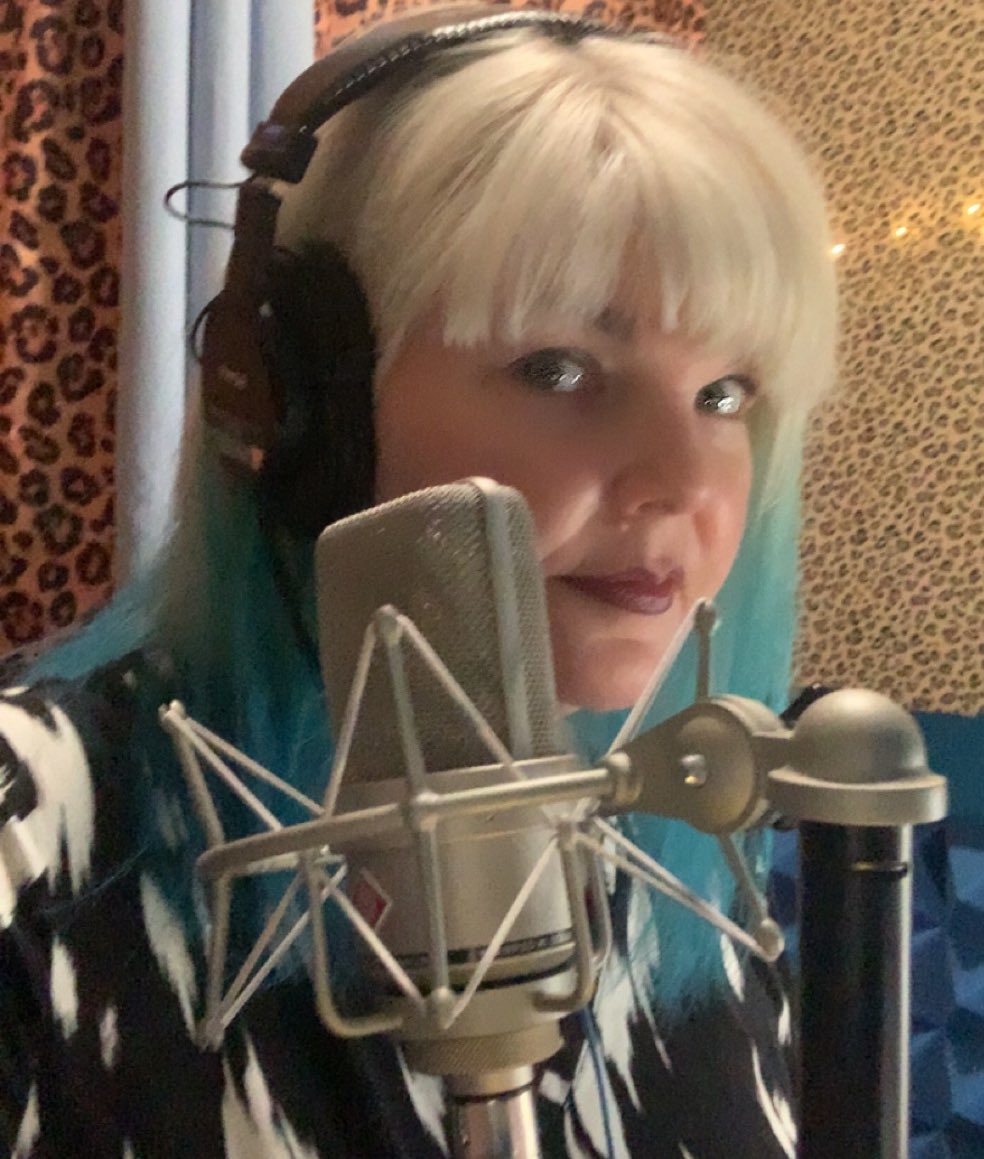 VoicesOfTori's tweet photo. Just listening to my fellow lab mates @PanicRoomVO tonight after some serious dental work 🦷 and they are slaying it tonight!  🎙️⚡️✨ #voiceactor #voiceover @SovasVoice #actorslife #acting #VOstudio https://t.co/iE0AsUzPiA
