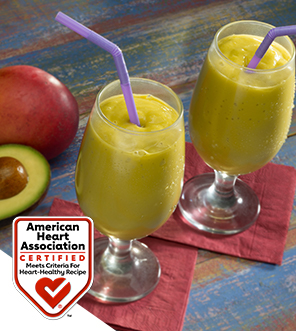 paulabendfeldt's tweet image. A10: My favorite paring is avocado and mango. Have you tried it? Check out this mango and avocado smoothie recipe &amp;gt; bit.ly/3BSzReN  #gno #AvocadoGoodFats #SuperGood #ad PLS RT