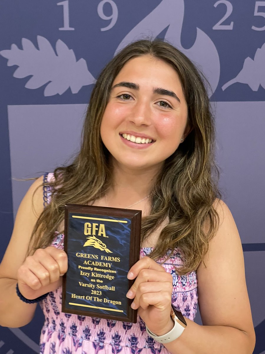 kittredge_izzy's tweet photo. Tonight I got recognized as the “Heart of the Dragon” for my high school team. I also found out I made All FAA first team as well as All New England first team!!!This is a season to remember with winning FAA regular season and tournament play.#rolldragons #softball @GFA_Athletics https://t.co/aPIJnqAXtq