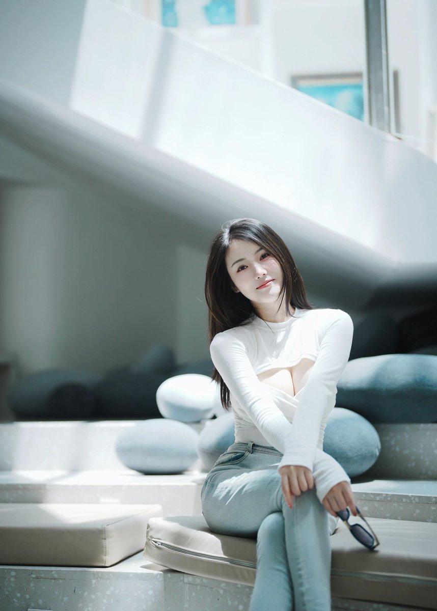 轻轻的问候，道声早安，愿熟睡一晚的你，伴着清晨清香的空气，开始自己美好的一天!❤️❤️❤️