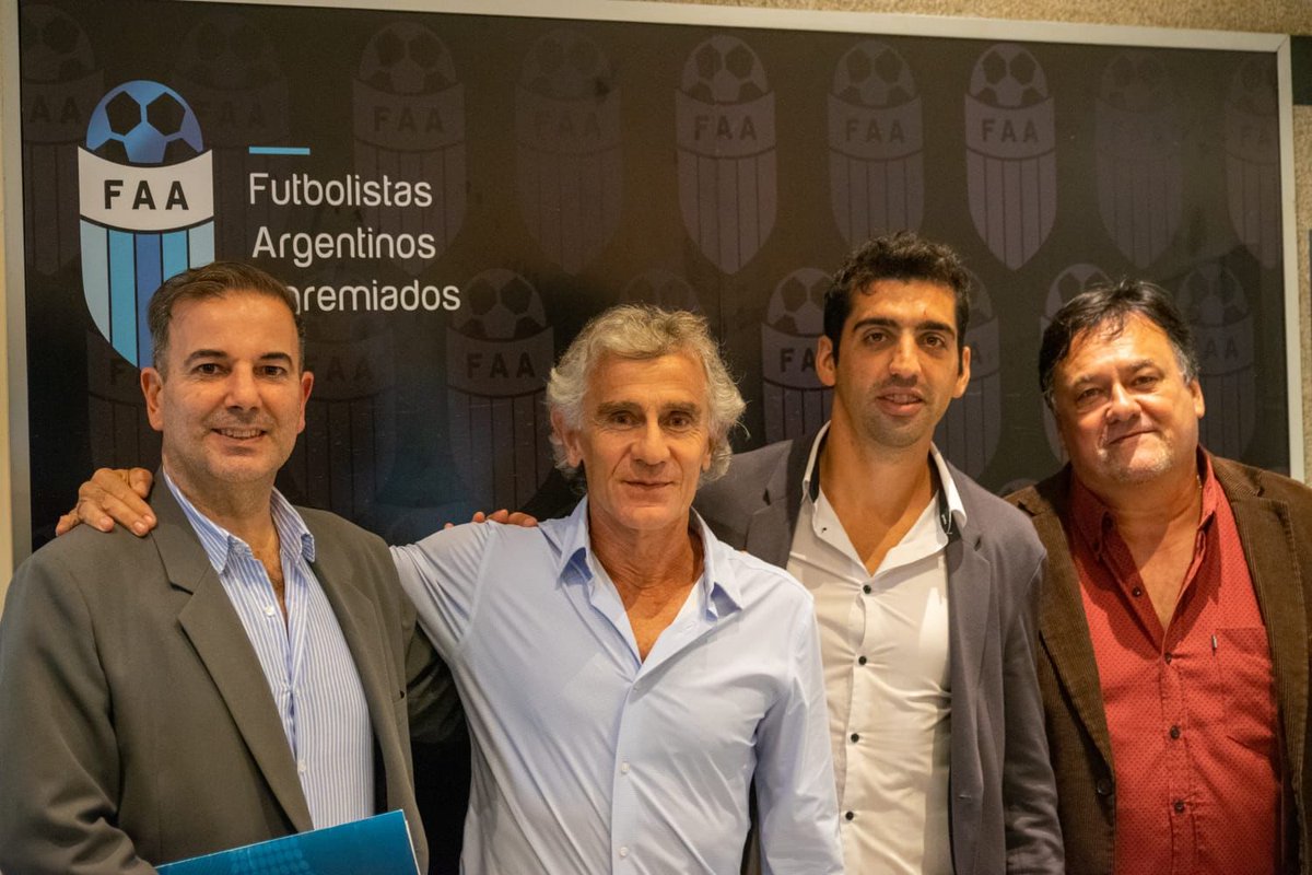 Cancelación total de la deuda con todos los ex futbolistas. Un hito en el proceso concursal iniciado en el año 2016. Un paso grande que deja una huella significativa: la confianza. Hay que seguir. Cuenta Protector. No hay nada más lindo que al QAC lo salven sus socios #UNIDOS