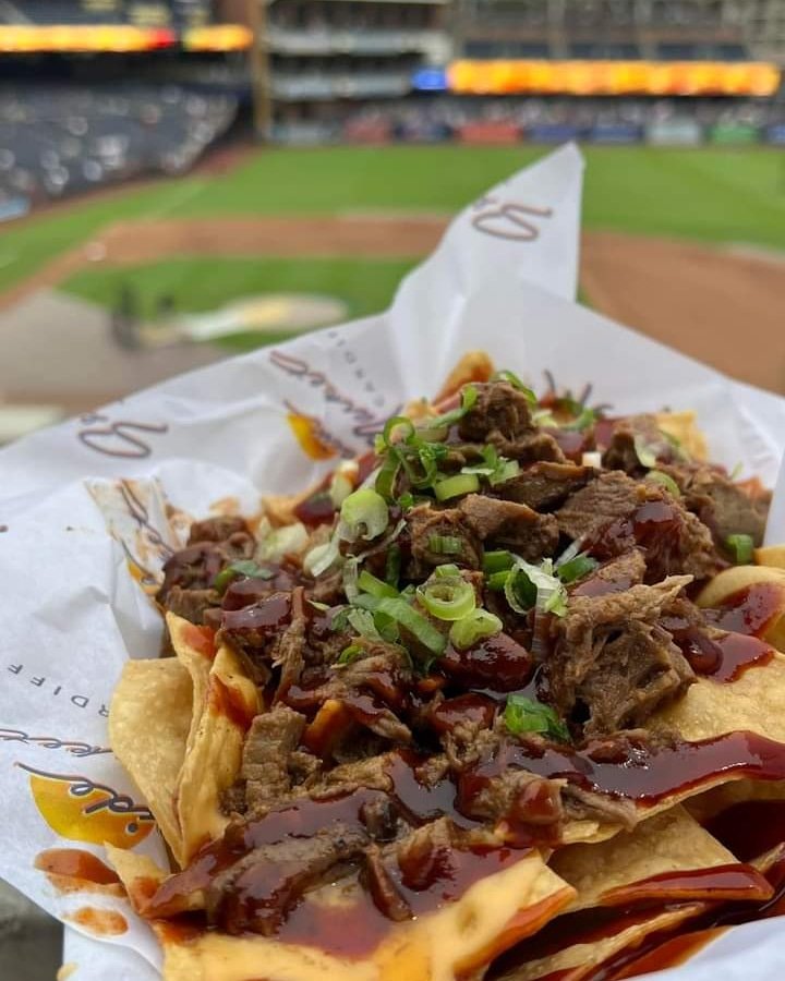 MLBFoodie's tweet photo. These Brisket Nachos at Petco Park look amazing!!
Photo credit to @grantcwillis.
#mlbfoodie #sandigeopadres #bringthegold #sandiego #mlbfood #mlb https://t.co/GzOUoWTERI