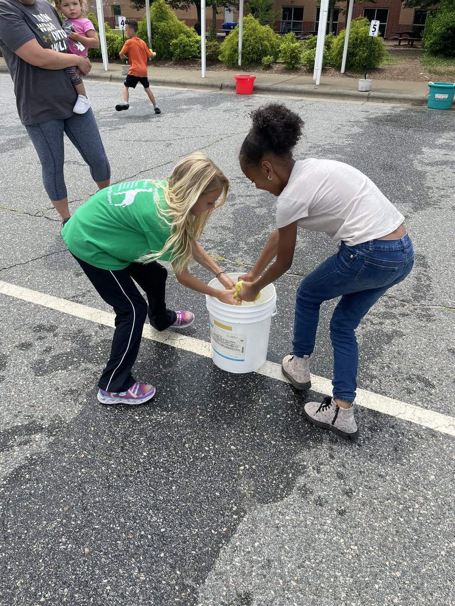 It was 4th quarter Tower Games today! Water games always bring out the biggest fun! #TowerAbove 🦒